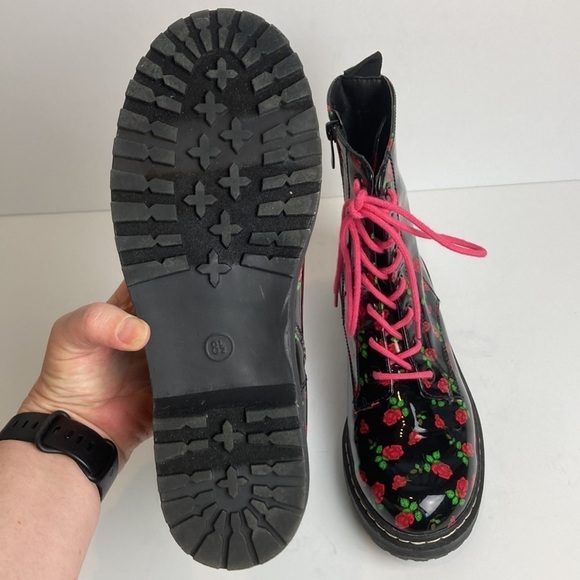 Betsey Johnson Floral Rose Combat Boot Patent Leather 8.5M Rocker Dark Princess - Picture 14 of 16